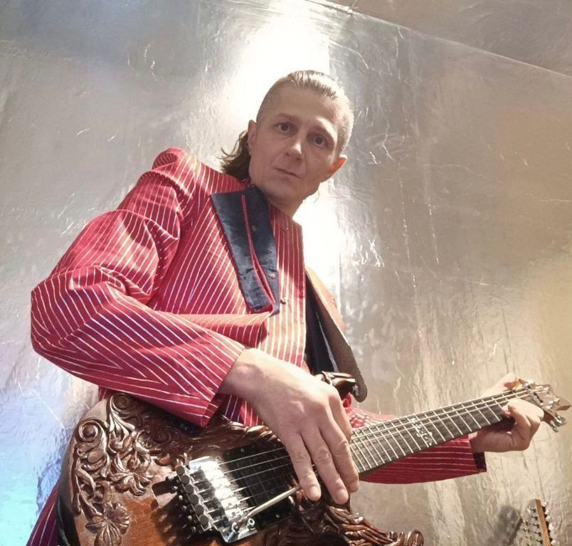 Вчитель музики